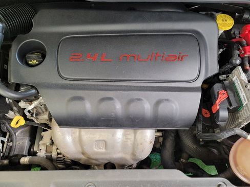 Used 2021 Jeep Compass Latitude AWD/4WD image 30