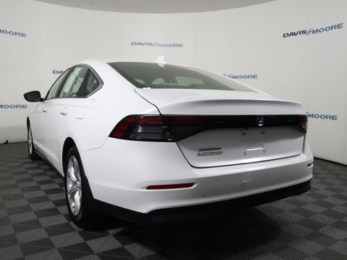 Used 2024 Honda Accord LX image 9