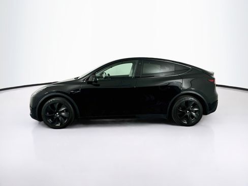 Used 2021 Tesla Model Y Long Range AWD/4WD image 4