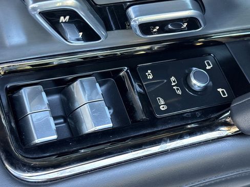 Used 2024 Land Rover Range Rover Sport Dynamic SE image 19