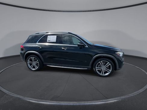 Used 2022 Mercedes-Benz GLE 450 4MATIC image 2