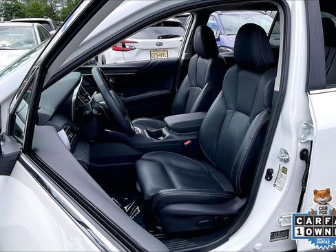 Certified 2024 Subaru Outback Limited XT AWD/4WD image 8