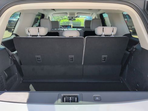 New 2026 Ford Expedition Active image 28