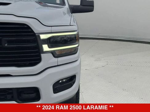 Used 2024 RAM 2500 Laramie w/ Night Edition AWD/4WD image 10