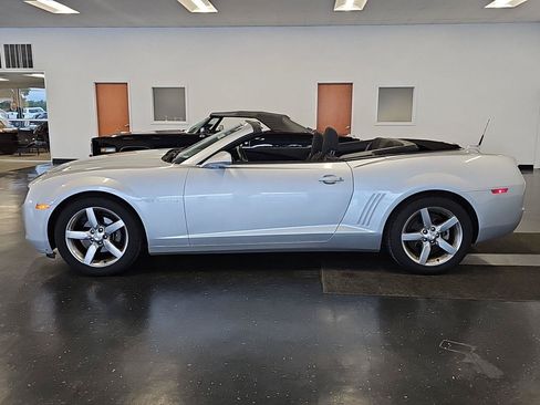 Used 2011 Chevrolet Camaro LT RWD image 26