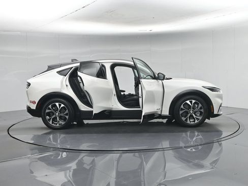 Used 2023 Ford Mustang Mach-E Premium RWD image 5