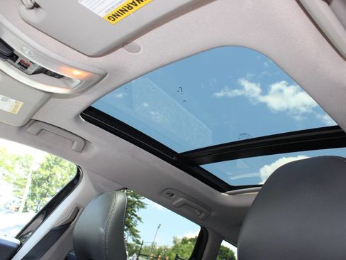 Used 2016 Volvo XC60 T5 Premier image 17