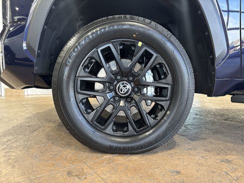 New 2025 Toyota Tundra Limited image 10