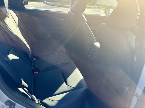 Used 2025 Subaru Forester Limited image 32