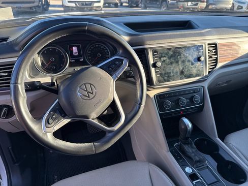 Used 2021 Volkswagen Atlas SE image 9