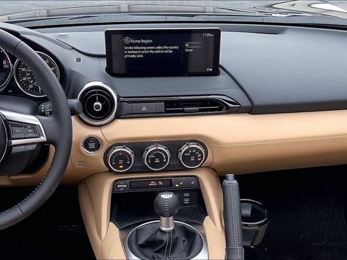 Used 2025 MAZDA MX-5 Miata RF Grand Touring w/ Weather Package image 9