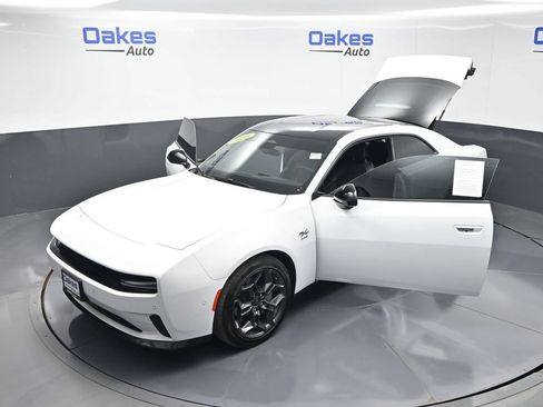 Used 2025 Dodge Charger Daytona R/T AWD/4WD image 51