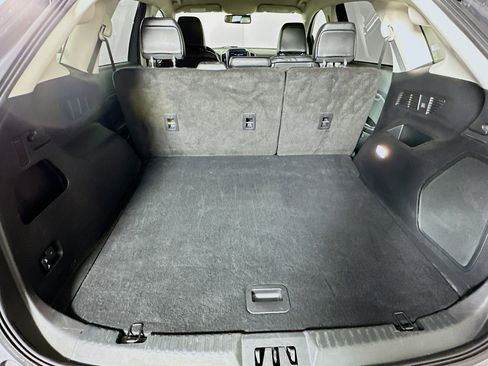 Used 2024 Ford Edge Titanium image 26
