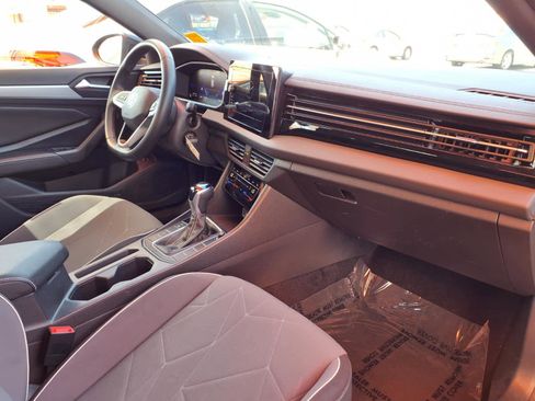 Used 2025 Volkswagen Jetta Sport FWD image 23