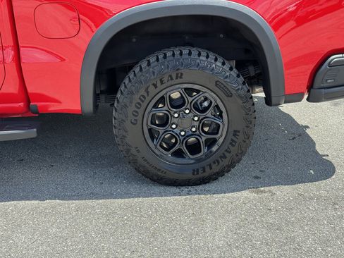 Used 2024 Chevrolet Silverado 1500 ZR2 w/ ZR2 Bison Edition image 17