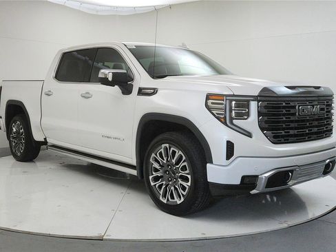Used 2023 GMC Sierra 1500 Denali Ultimate AWD/4WD image 1