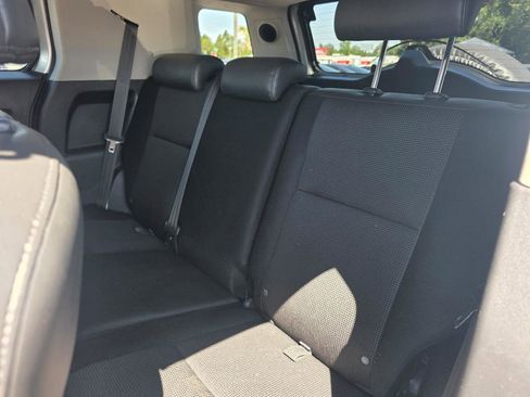 Used 2007 Toyota FJ Cruiser 2WD w/ Upgrade Pkg 1 image 7