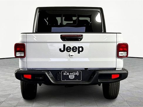 New 2026 Jeep Gladiator Sport image 5
