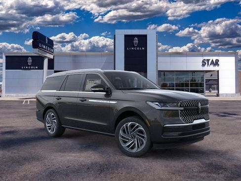 New 2026 Lincoln Navigator Reserve AWD/4WD image 7