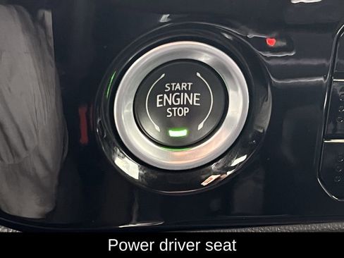 Used 2022 GMC Sierra 1500 SLT w/ SLT Convenience Package image 23