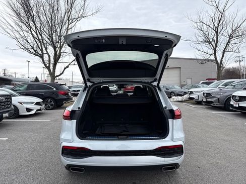 Certified 2025 Audi Q5 Prestige image 10