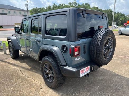 New 2026 Jeep Wrangler Unlimited Sport AWD/4WD image 11