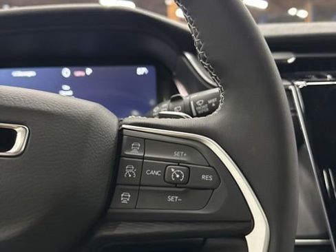 New 2026 Jeep Grand Cherokee Laredo image 14