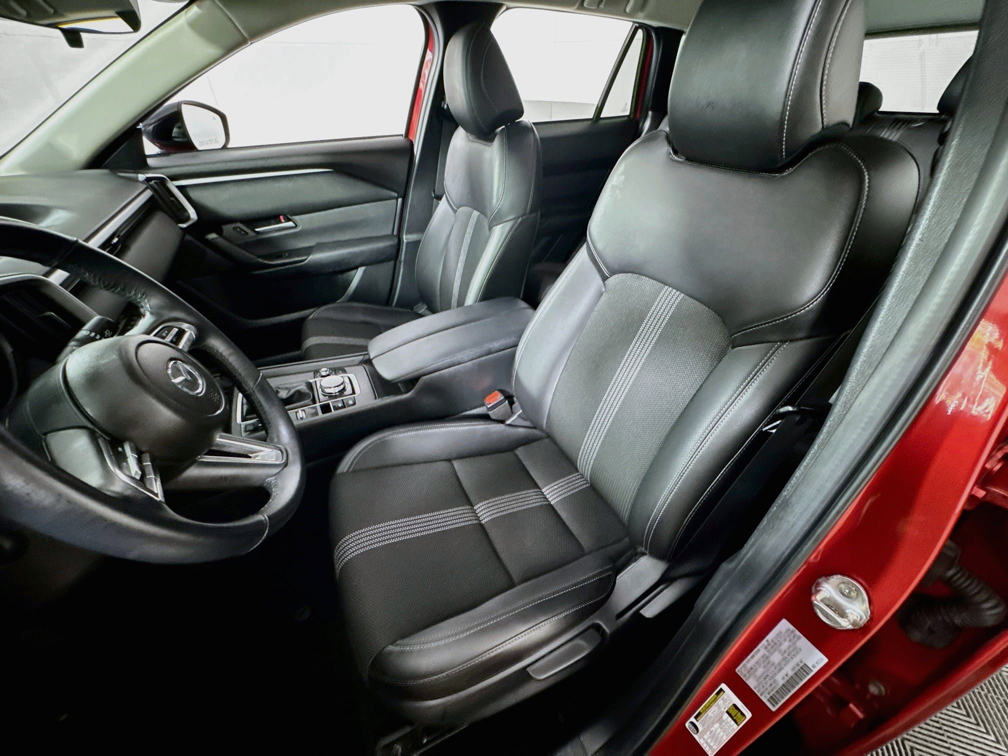 Used 2025 MAZDA CX-50 AWD 2.5 S w/ Select Package image 12