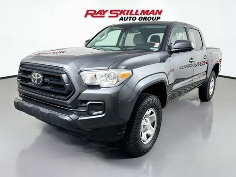 Used 2022 Toyota Tacoma SR AWD/4WD image 3