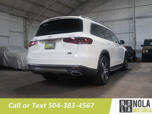 Used 2023 Mercedes-Benz GLS 450 4MATIC image 11
