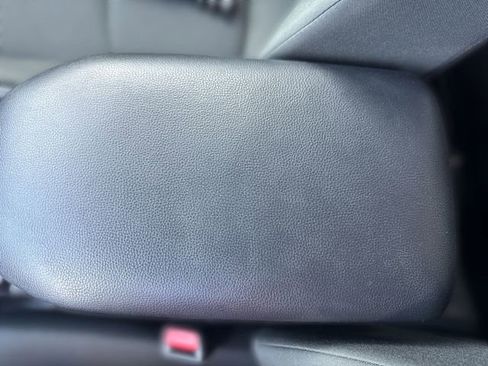 Used 2024 Toyota RAV4 LE FWD image 29