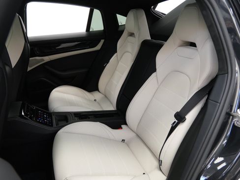 Used 2026 Porsche Panamera GTS AWD/4WD image 16