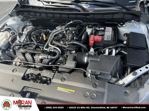 Used 2024 Nissan Altima 2.5 SV FWD image 10