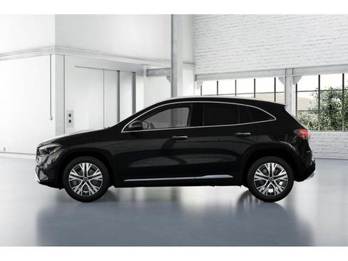 Certified 2026 Mercedes-Benz GLA 250 4MATIC image 34