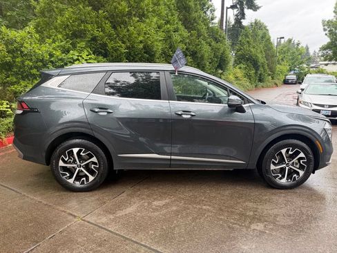 Certified 2025 Kia Sportage EX AWD/4WD image 3