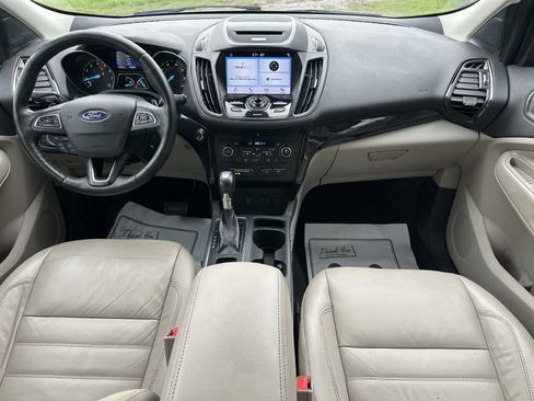 Used 2017 Ford Escape Titanium FWD image 9