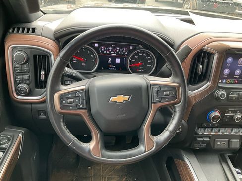 Used 2019 Chevrolet Silverado 1500 High Country w/ Technology Package image 19