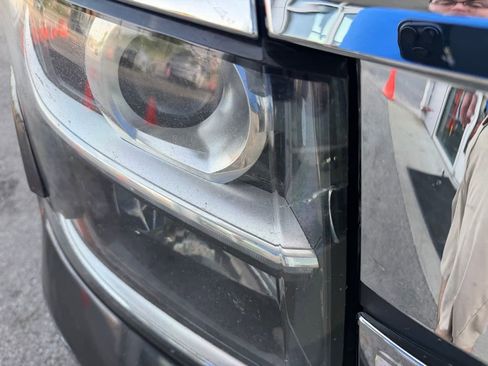 Used 2015 Chevrolet Suburban LTZ image 16