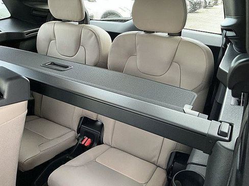 New 2026 Volvo XC90 T8 Ultra w/ Protection Package AWD/4WD image 13