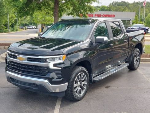 Used 2024 Chevrolet Silverado 1500 LT AWD/4WD image 7