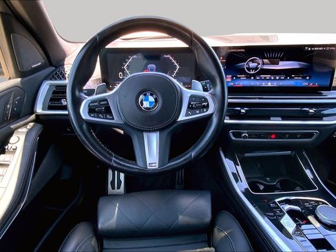 Used 2024 BMW X5 xDrive40i w/ M Sport Package AWD/4WD image 5