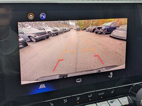 New 2025 Chevrolet Colorado Z71 image 21