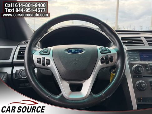 Used 2015 Ford Explorer XLT image 11