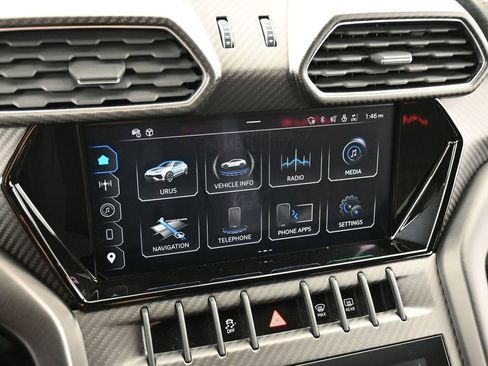 Used 2024 Lamborghini Urus Performante image 22