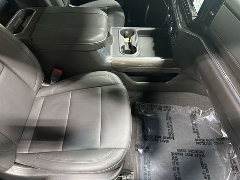 Used 2025 Chevrolet Silverado 2500 LTZ w/ LTZ Plus Package image 30