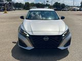 Used 2024 Nissan Altima 2.5 SR image 2