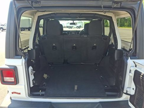 Used 2021 Jeep Wrangler Unlimited Sport AWD/4WD image 29