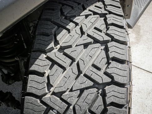 Used 2022 Jeep Wrangler Unlimited Sport image 12