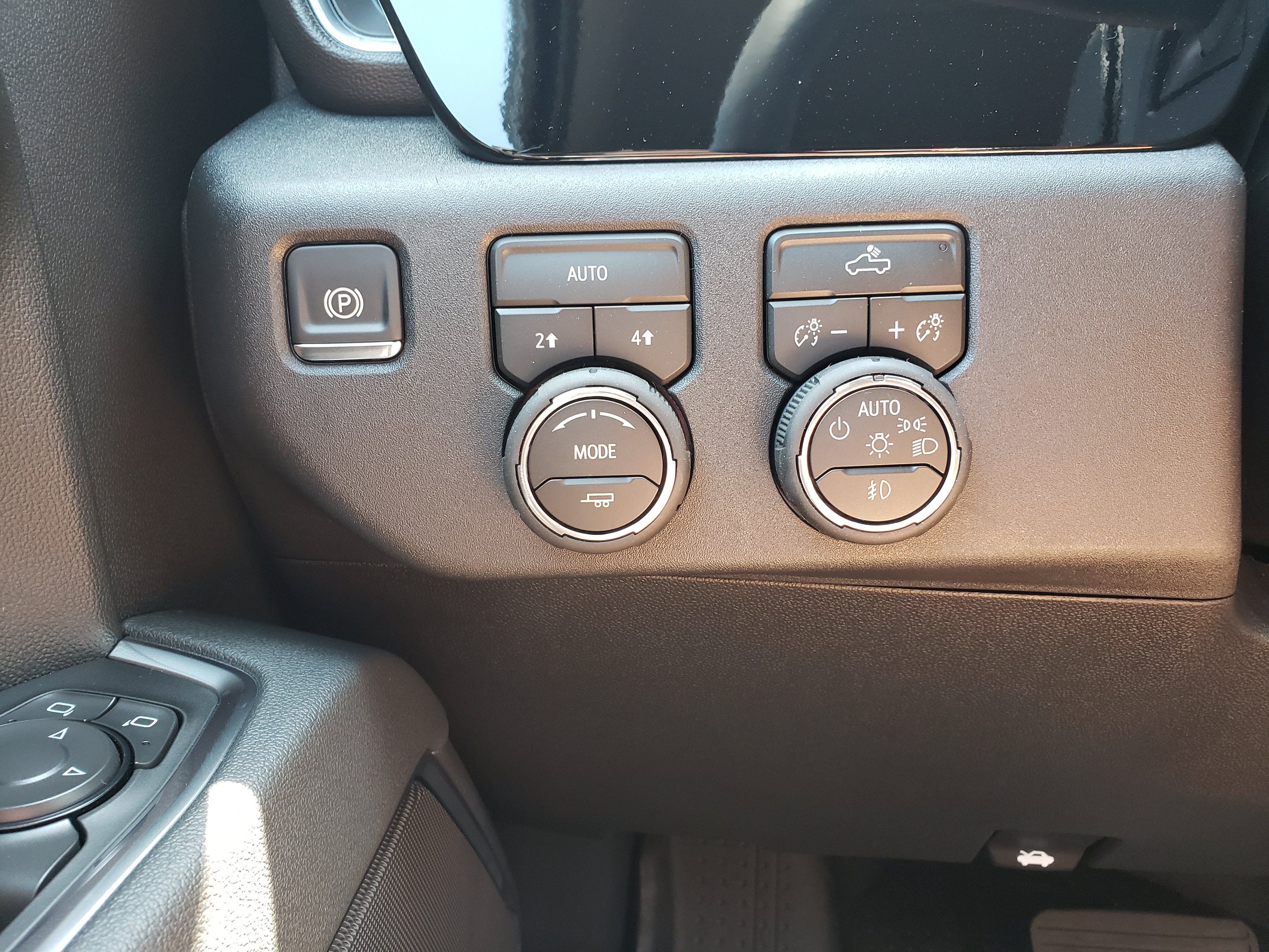 New 2026 Chevrolet Silverado 1500 RST w/ RST Select Package AWD/4WD image 13