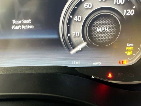 New 2026 RAM 1500 Big Horn AWD/4WD image 12